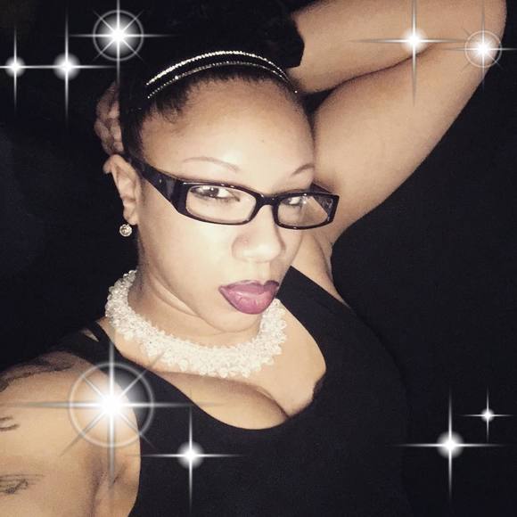 Meet your Posher, Chris - Picture 1 of 1